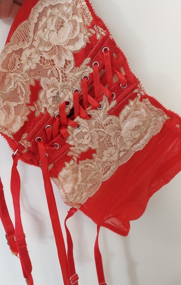 Victorias Secret valentine red corset garter belt - Picture 9 of 12